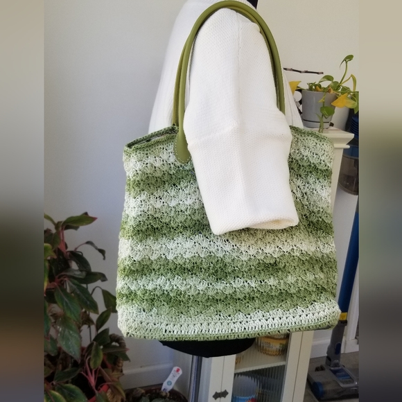 Large Crochet ToteBag Hand stitched & Fully Lined - Picture 1 of 3